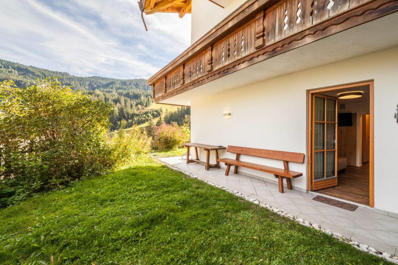Parigger Apt Enzian Racines Extérieur photo